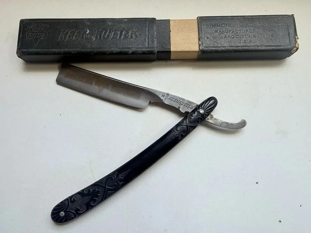 Antique Keen Kutter No 73 Simmons Hardware Straight Razor with Case